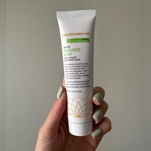 Goldfaden MD Radiance Whip
BRIGHTENING TREATMENT MASK, 60 ml